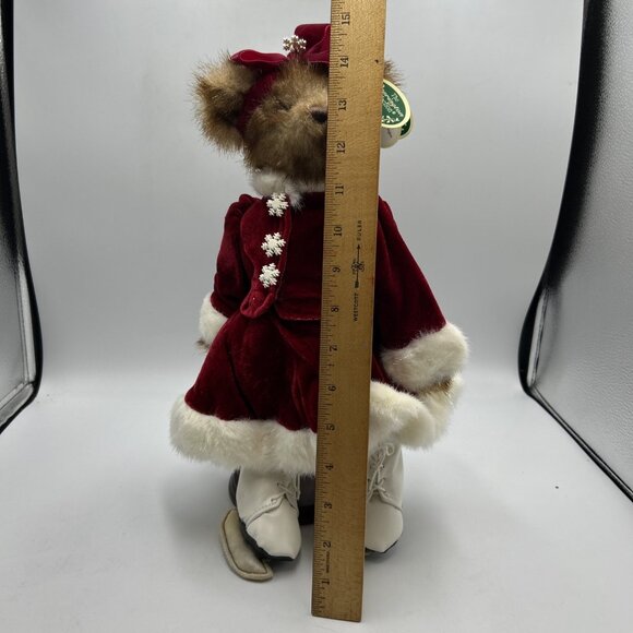 Vintage Winter Skating Bear - Picture 6 of 6